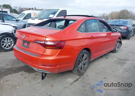 2019 Volkswagen Jetta 1.4T R-Line/1.4T S/1.4T Se z USA, uszkodzony, nr VIN 3VWC57BU3KM160166